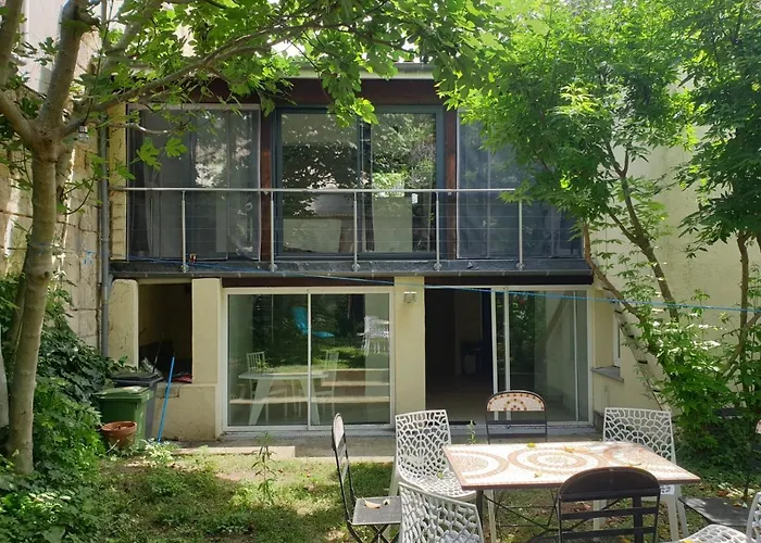 Maison 150M2 Jardin A Louer En Entier, Bordeaux Centre Chartrons, 3 Chambres 3 Salles De Bains 1 Canape-Lit Llllnumero De Telephone Dans L'Annonce Si Questionlll